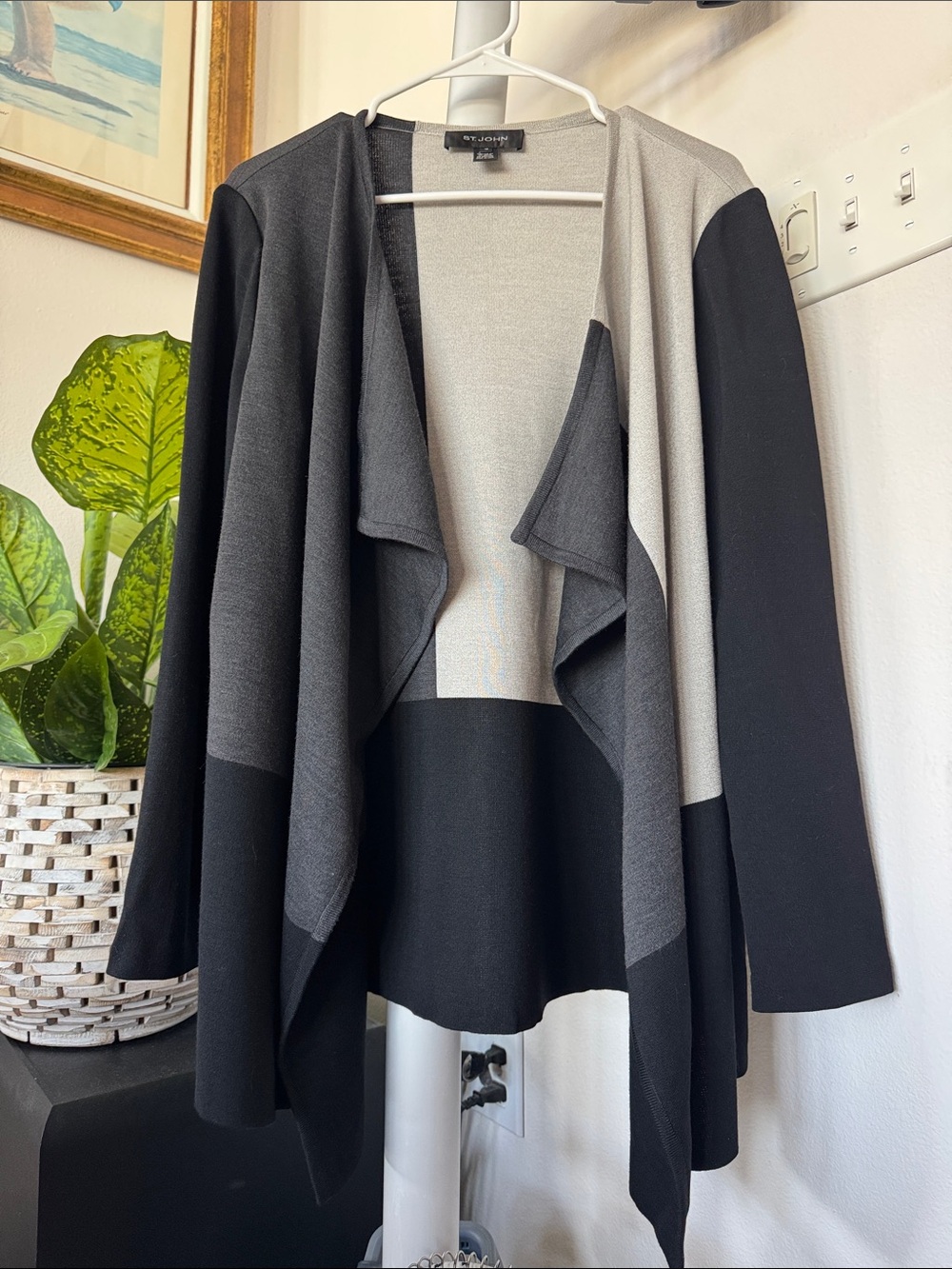 St. John Wool-Blend Milano Knit Draped Sweater Cardigan Size 10 Black Gray